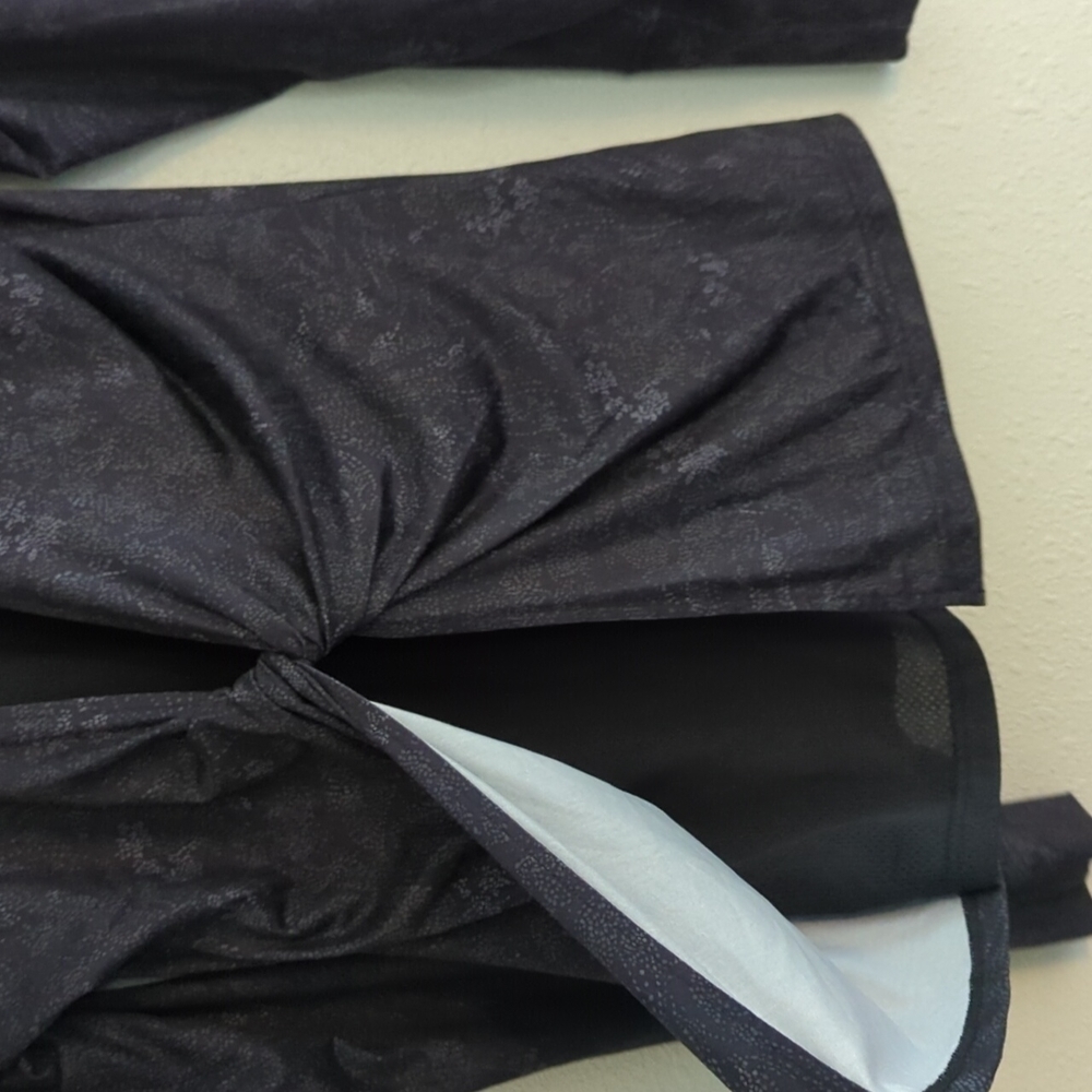 Columbia Long Sleeve Omni Wick Top Back Twist Detail Size Large - Picture 5 of 11